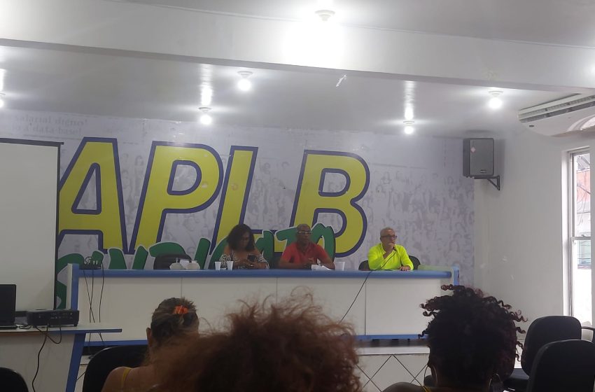  APLB se reúne com professores e coord. pedagógicos que mudaram de nível para discutir pagamento de retroativo