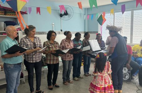 Salvador: Coral da APLB se apresenta em escola de Educação Infantil formada por mães