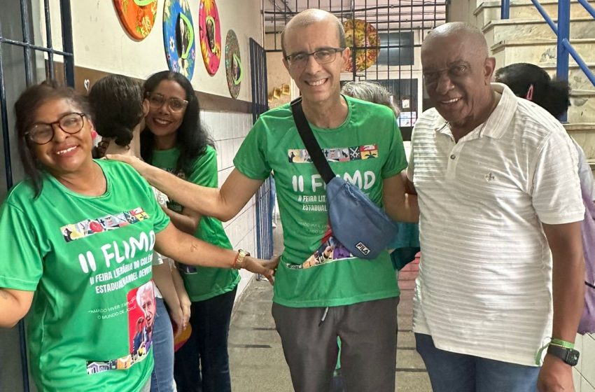  APLB Prestigia II Feira Literária do Colégio Estadual Manoel Devoto: Uma Imersão no Mundo de Jorge Amado