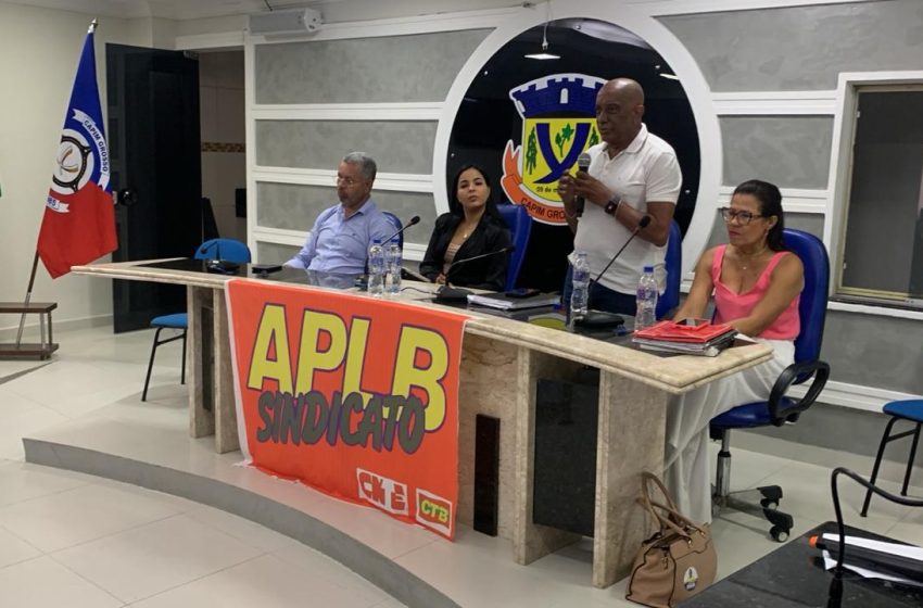  Mais Educação na Política: APLB debate pauta da categoria com candidatos/as em Capim Grosso – BA