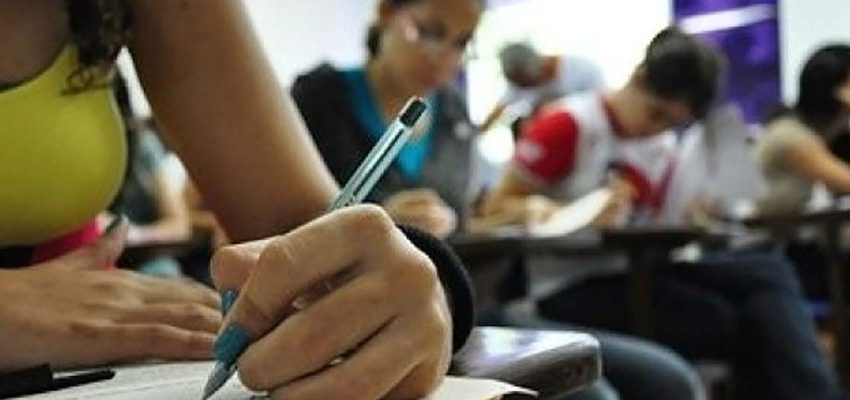  ENEM – MEC quer mais matérias tradicionais no 2º e 3º anos na transição a novo ensino médio em 2025