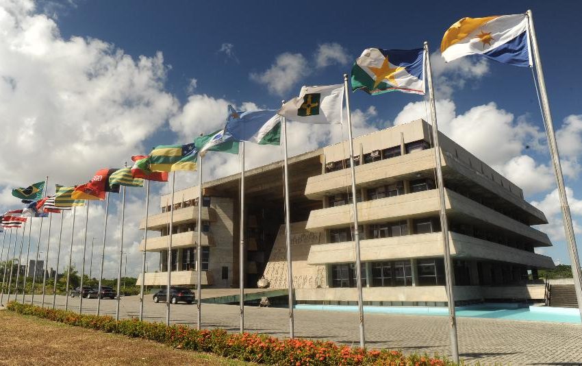  Solicitada pela APLB, audiência pública debate papel da coordenação pedagógica na ALBA