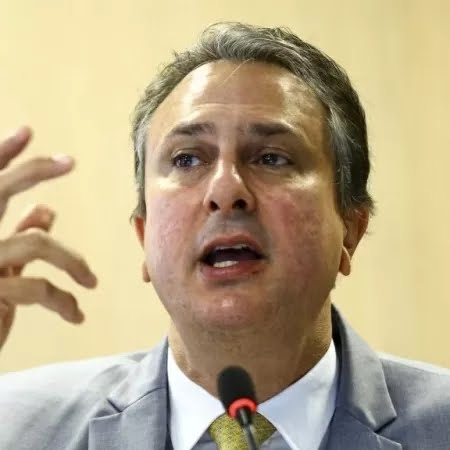  MEC anuncia reajuste no salário dos (as) professores (as); Piso vai a R$ 4.800